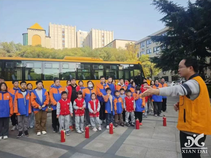 燃青春之火，筑校园“防”线｜beat365中国唯一官网开展校车救援应急急演练